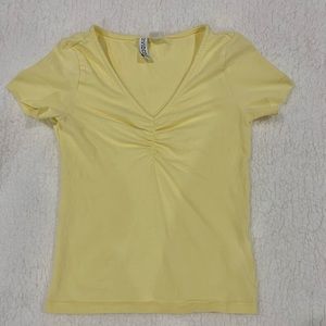 pastel yellow h&m gina top size xs